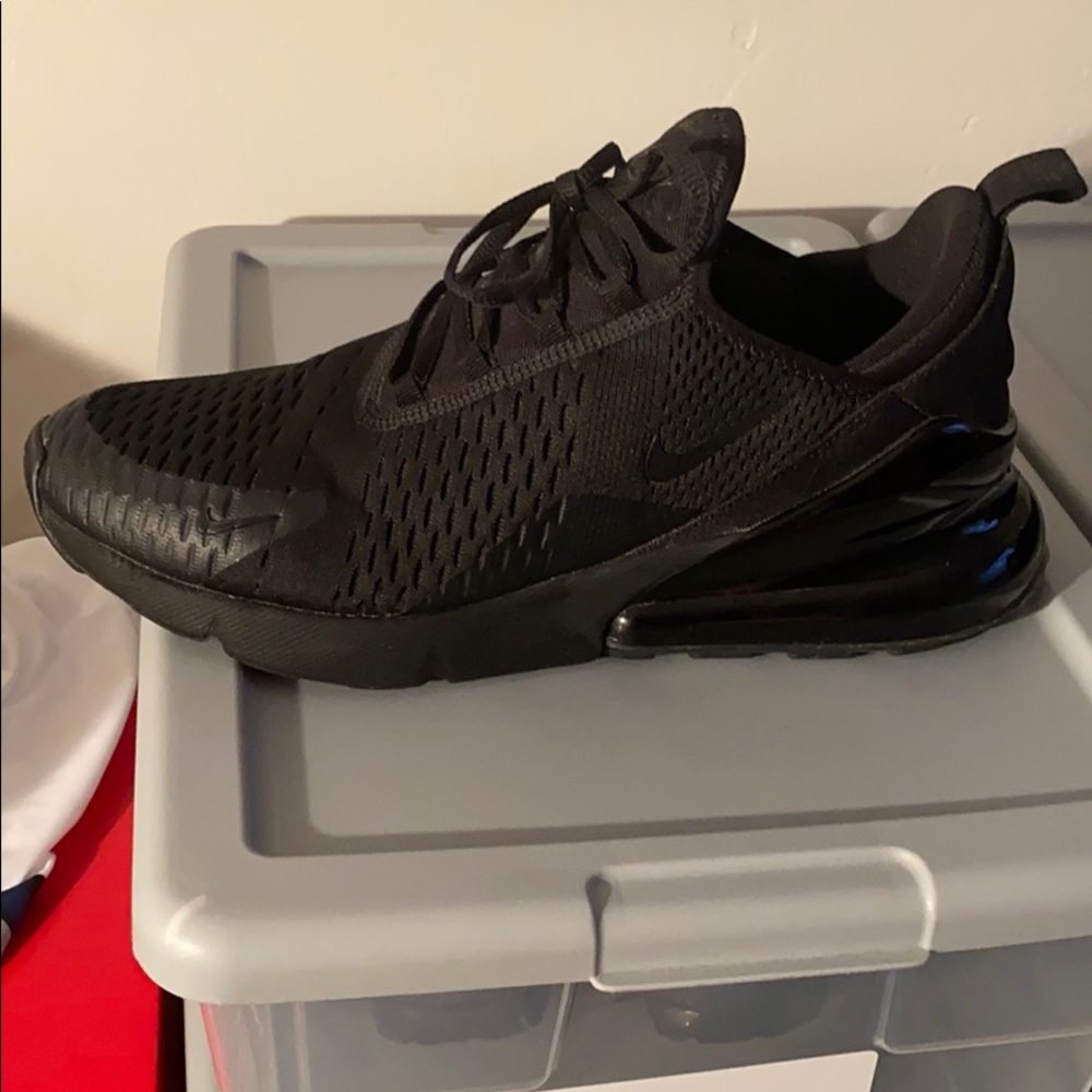 Air Max 270